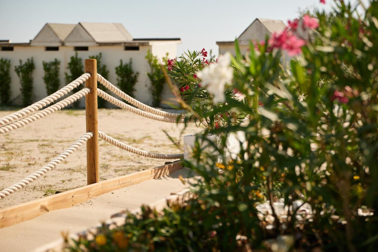 Hotel Saraceno Resort With Private Beach ミラノ・マリッティマ エクステリア 写真