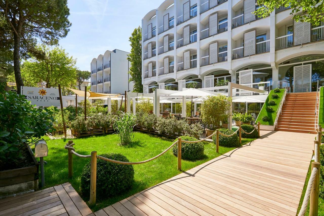 Hotel Saraceno Resort With Private Beach ミラノ・マリッティマ エクステリア 写真